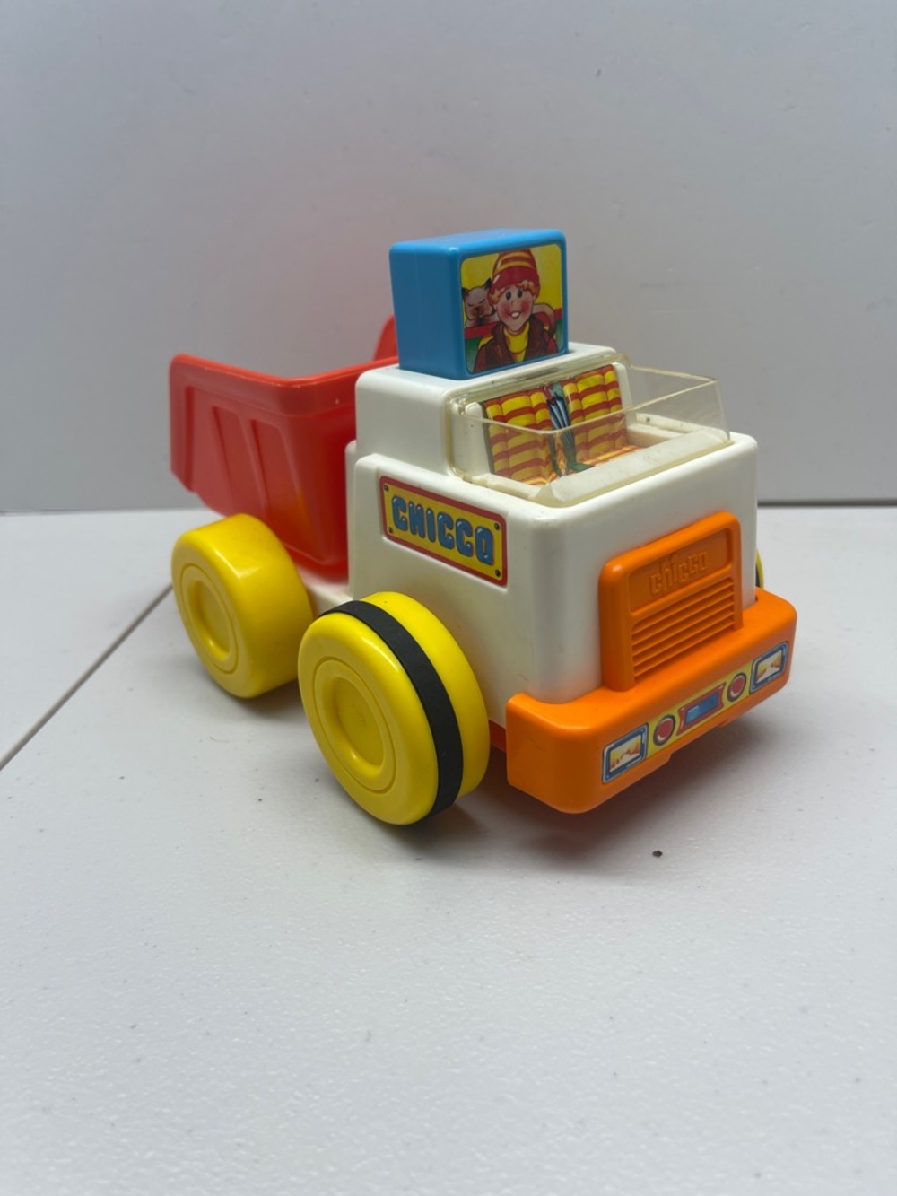 Vintage Chicco Dump Truck Press And Go Working!  Made in Italy. Dump Bed
